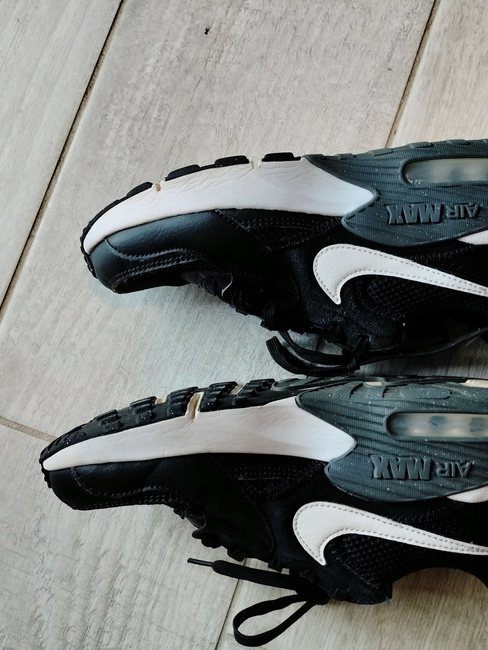 Women's Nike Air Max Excee Black/White Running Shoes